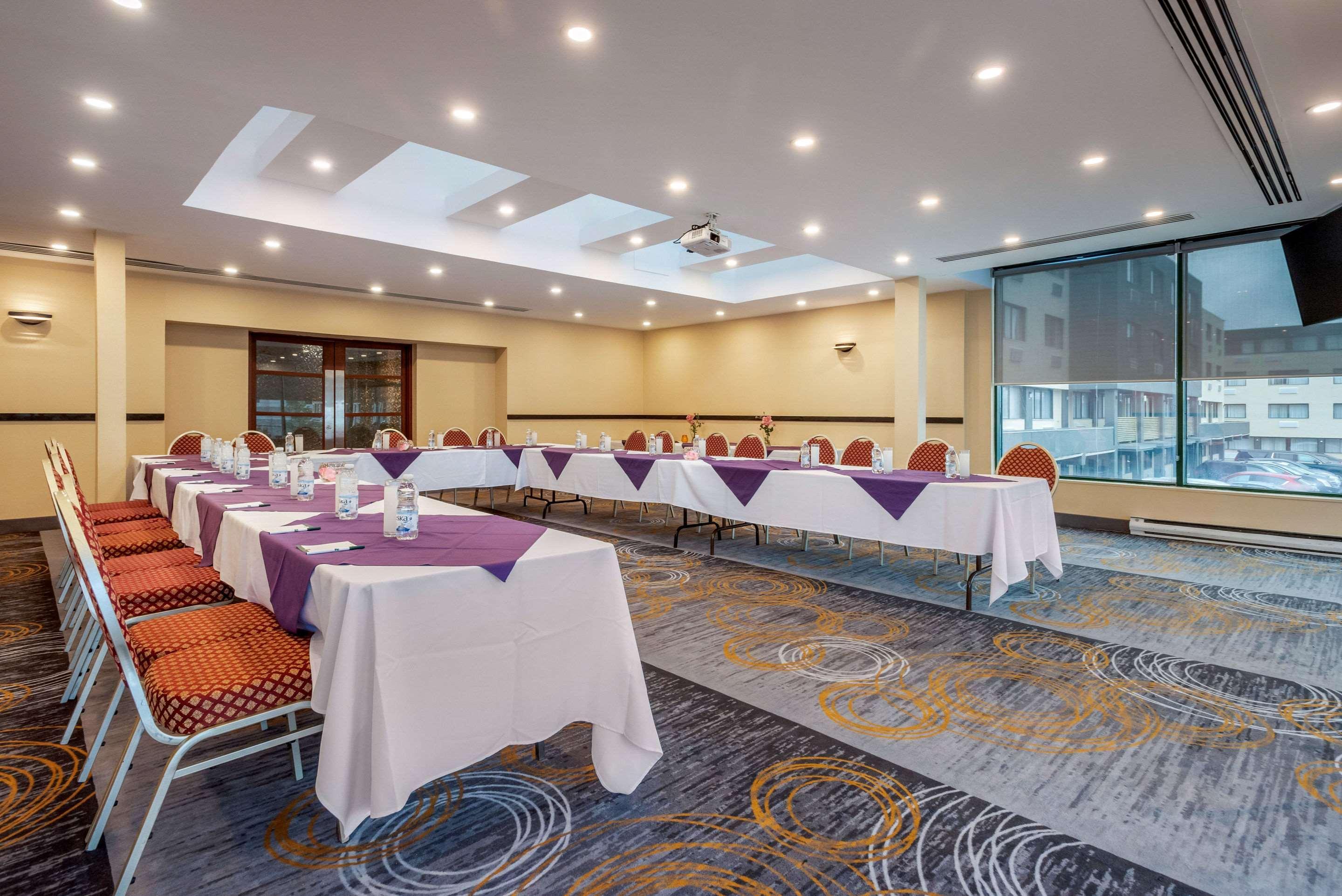 Quality Hotel Dorval Aeroport Zewnętrze zdjęcie