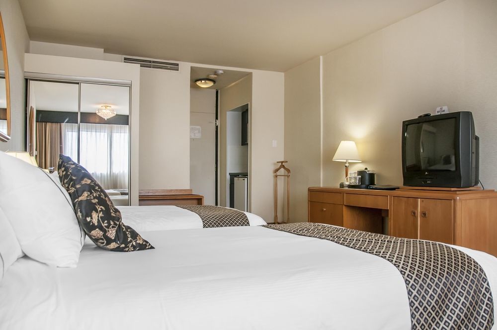 Quality Hotel Dorval Aeroport Zewnętrze zdjęcie