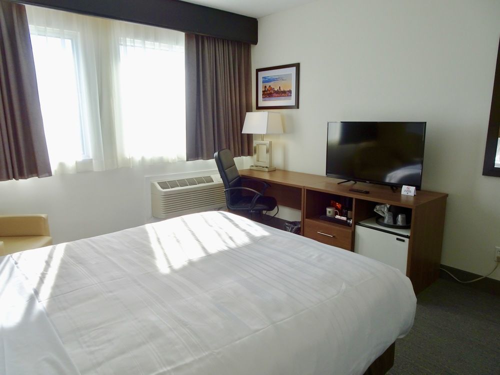 Quality Hotel Dorval Aeroport Zewnętrze zdjęcie