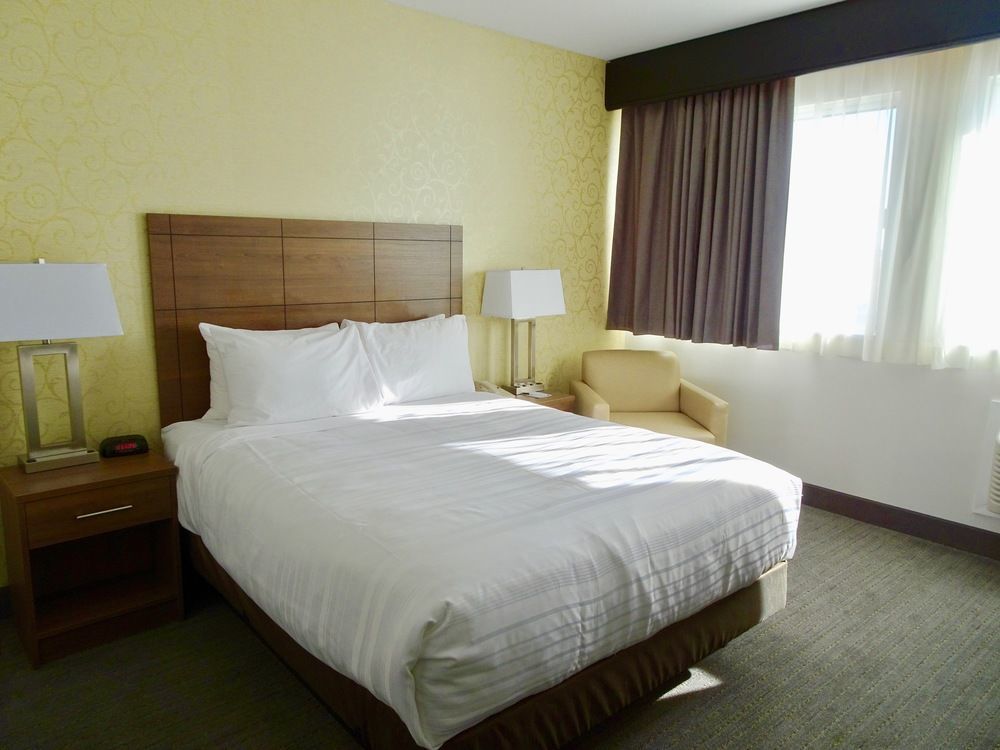 Quality Hotel Dorval Aeroport Zewnętrze zdjęcie