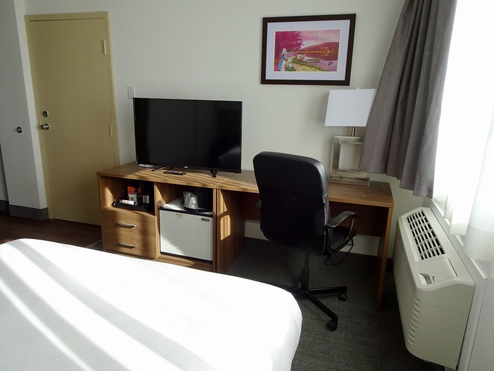 Quality Hotel Dorval Aeroport Zewnętrze zdjęcie