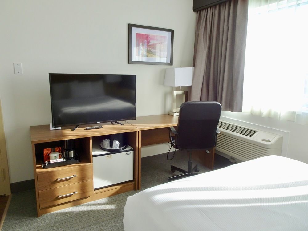 Quality Hotel Dorval Aeroport Zewnętrze zdjęcie