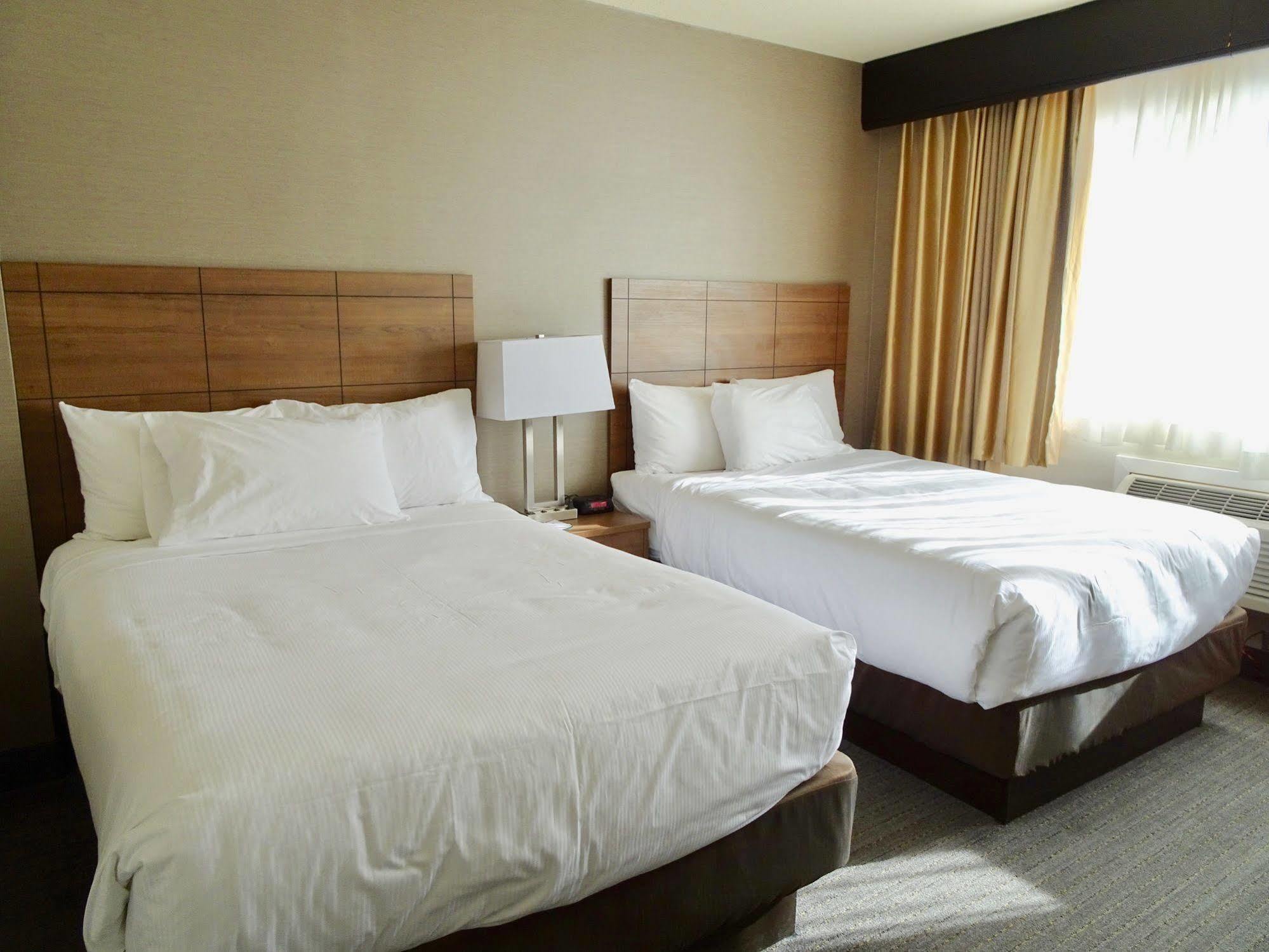 Quality Hotel Dorval Aeroport Zewnętrze zdjęcie